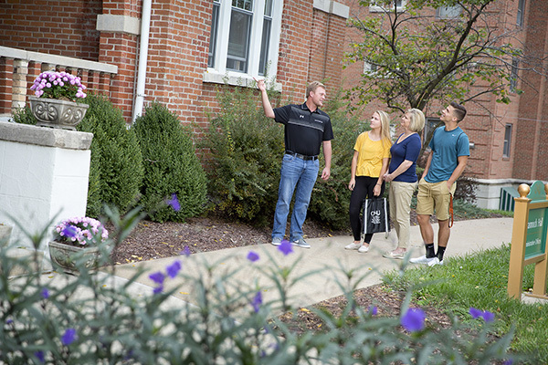 VISIT CMU We can tell you all about CMU. But to really know us, you’ll need to come visit and see for yourself. Stroll our scenic Fayette campus. Talk with our students. Meet our faculty. Experience the close community and feeling of “home” that are so much a part of this exceptional university.